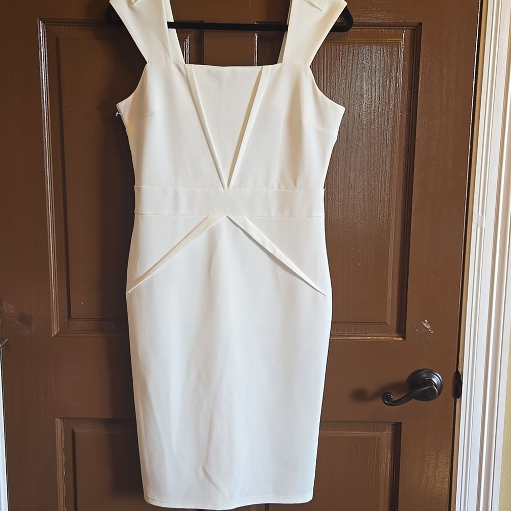 Miusol-Ivory sheath cap sleeved stretchy dress Sz L